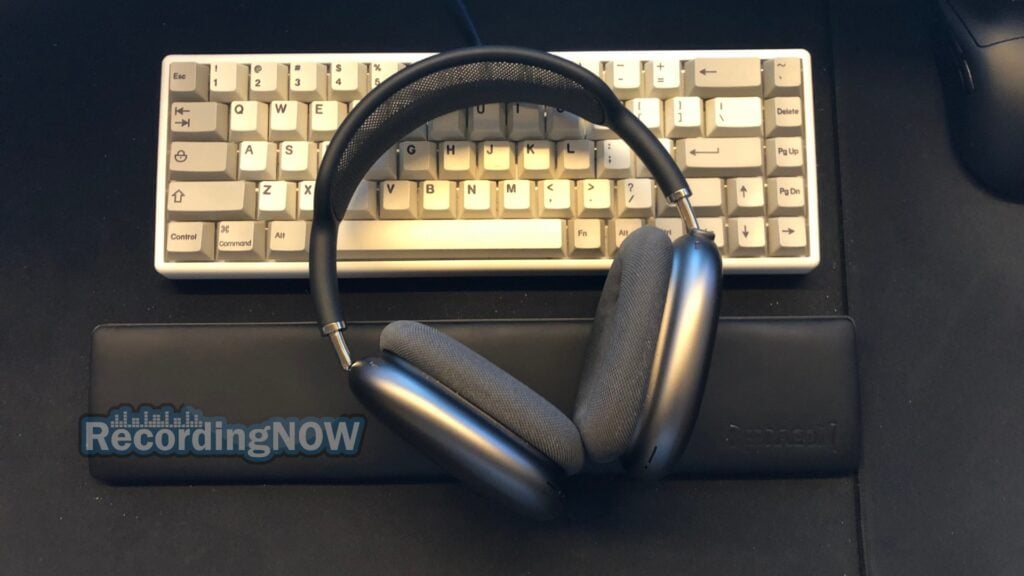 Apple AirPods Max Space Grey on mechanical keyboard