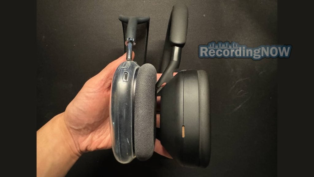 Apple AirPods Max vs Sony WH-1000XM5 hinge design comparison side by side