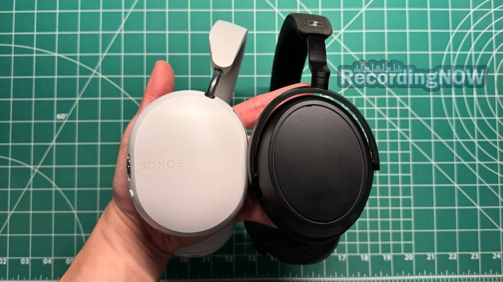 blog-img-1715965838281 Holding Sonos Ace vs Sennheiser Momentum 4 headphones side by side in hand