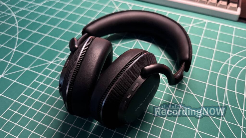 Close up of Bowers & Wilkins Px7 S3 buttons and controls