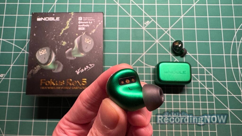 Close up of Noble FoKus Rex5 eartip cushion