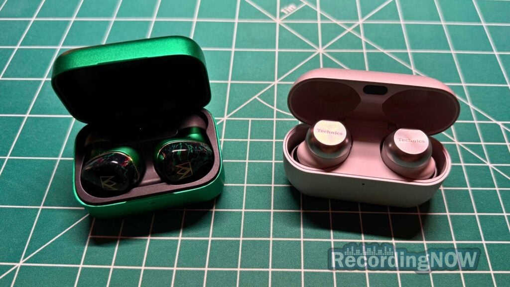 Noble FoKus Rex5 vs Technics AZ100 side by side comparison