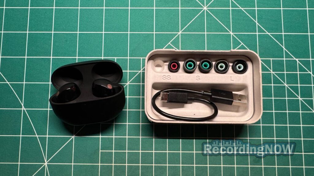 blog-img-1693070240787 Sony WF-1000XM5 with included accessories of cable and multiple eartip sizes