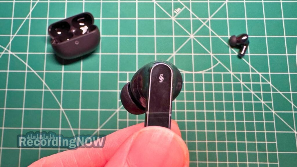 Holding Huawei FreeBuds Pro 5 eartip in hand