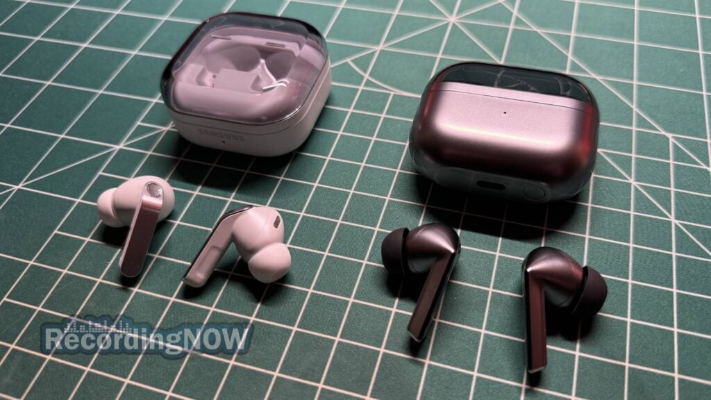 Samsung Galaxy Buds Pro 4 and Samsung Galaxy Buds Pro 3 on desk