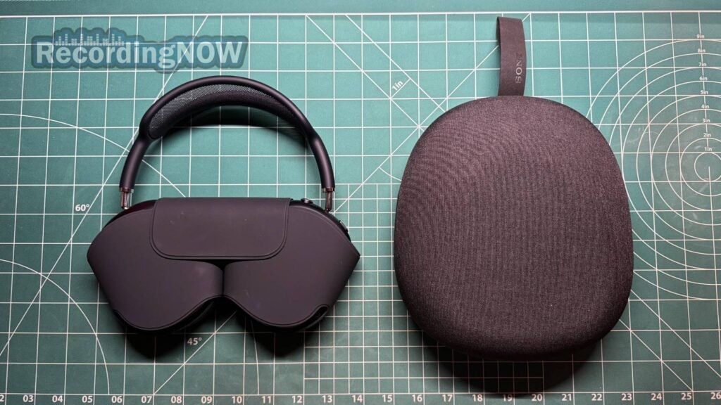 blog-img-1693070783735 Apple AirPods Max 2 inside smart case and Sony WH-1000XM6 inside hardshell case