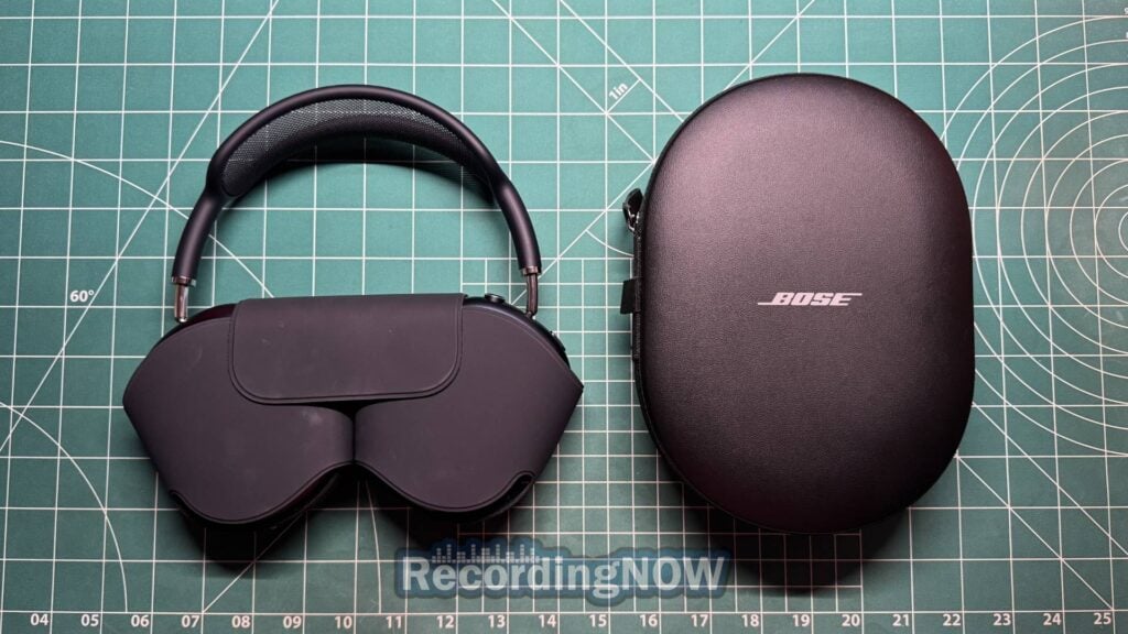 blog-img-1693070783735 Apple AirPods Max 2 inside smart case and Bose QC Ultra 2 inside hardshell case