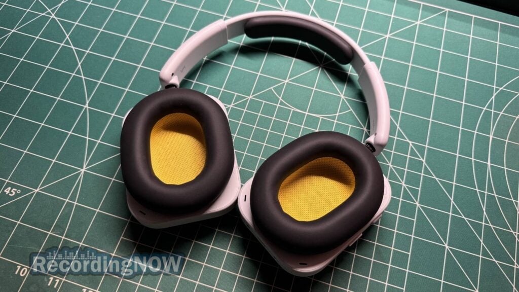 blog-img-1693070240787 Nothing Headphone (a) earpad cushions, headband, and inside the earcups