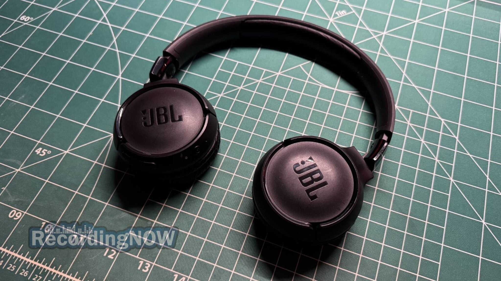 JBL Tune 520BT Review [Still Worth Buying in 2026?]
