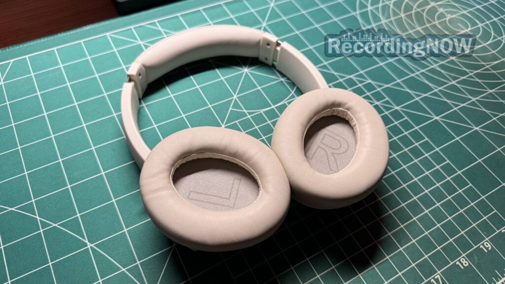 Inside the earcup and earpad cushions of Anker Soundcore Q20i headphones