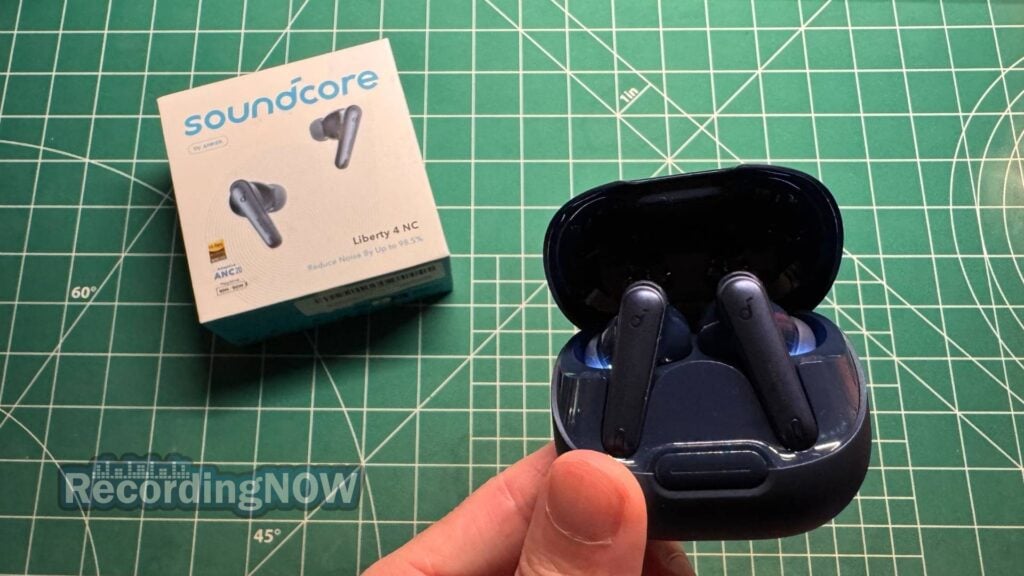 blog-img-1693070240787 Anker Soundcore Liberty 4 NC inside charging case
